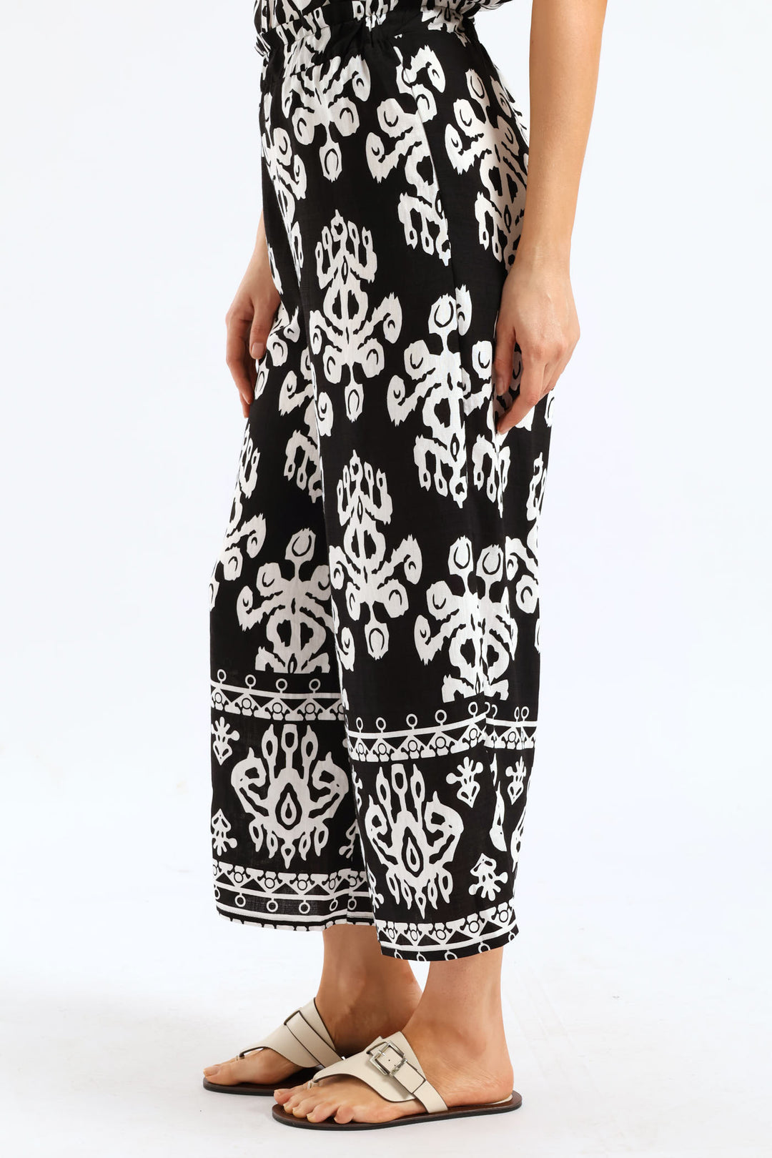 Aztec Border Mock Fly Wideleg Pant - Black/White