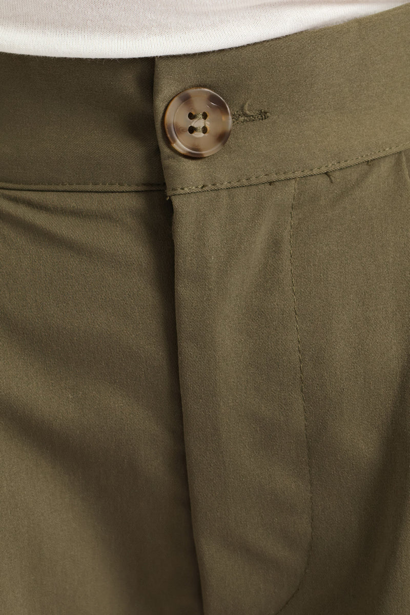 Pleat Front Utility Pocket Mid Thigh Shorts - Light Fatigue