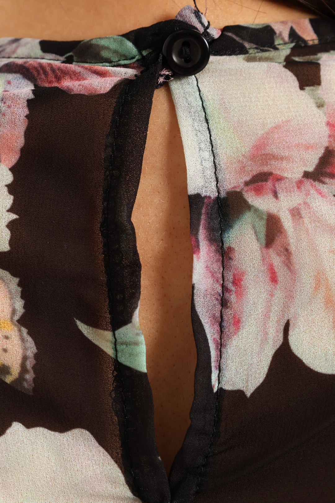 Pleat Neck Flutter Sleeve Blouse - Black