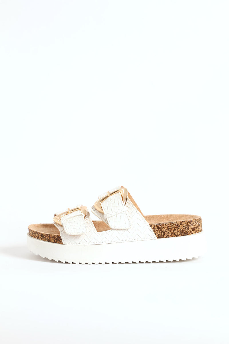 Weaved Strap Shaped Buckle Flatform Mule Sandal - White