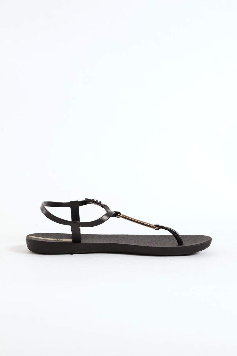Class Modern Sandal - Black