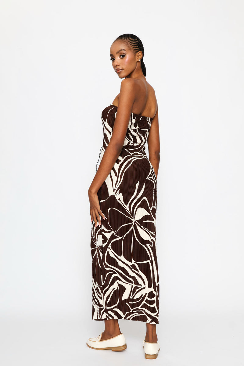 Strapless Plisse Bodycon Maxi Dress - Brown