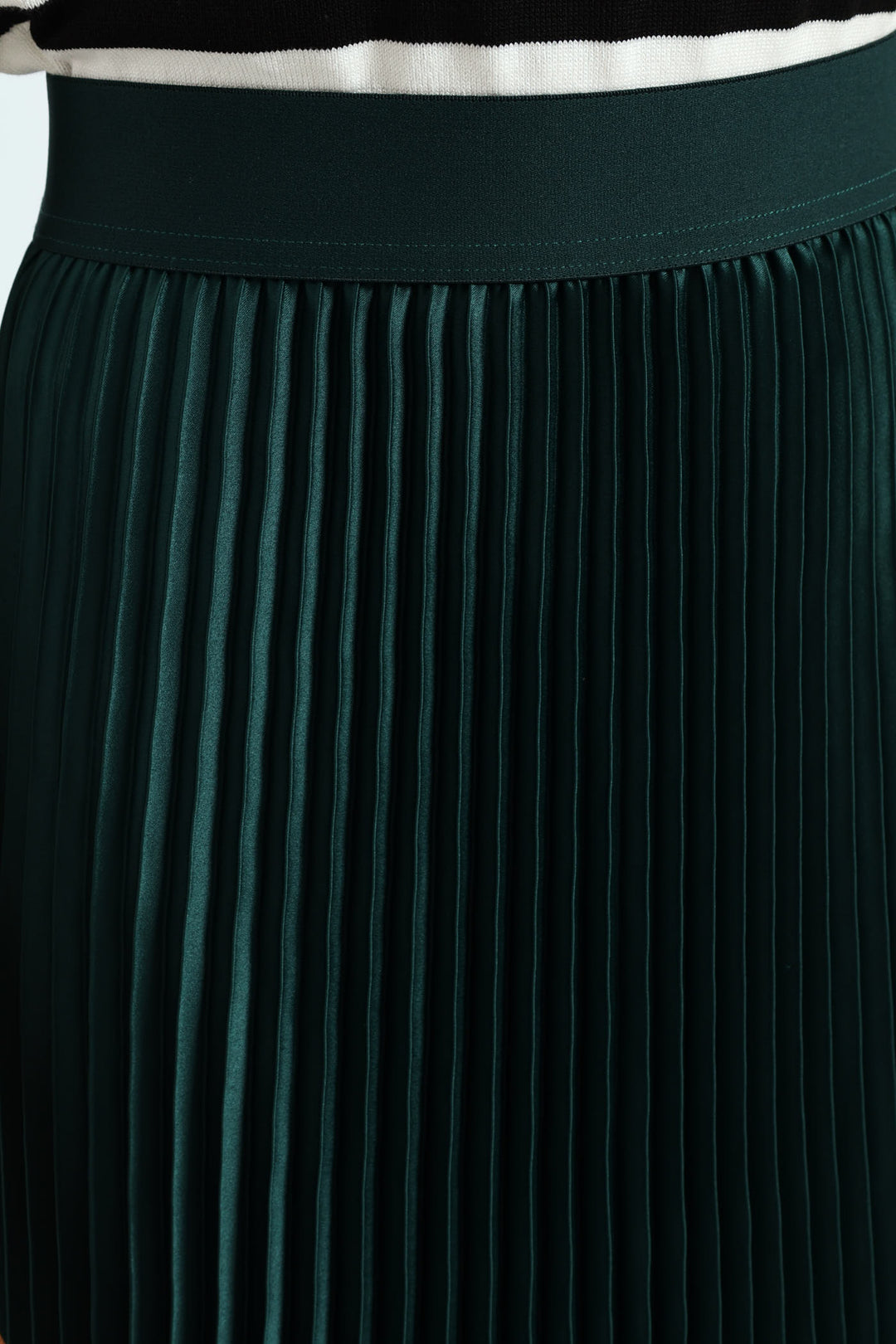 Pleated Satin Maxi Skirt - Emerald