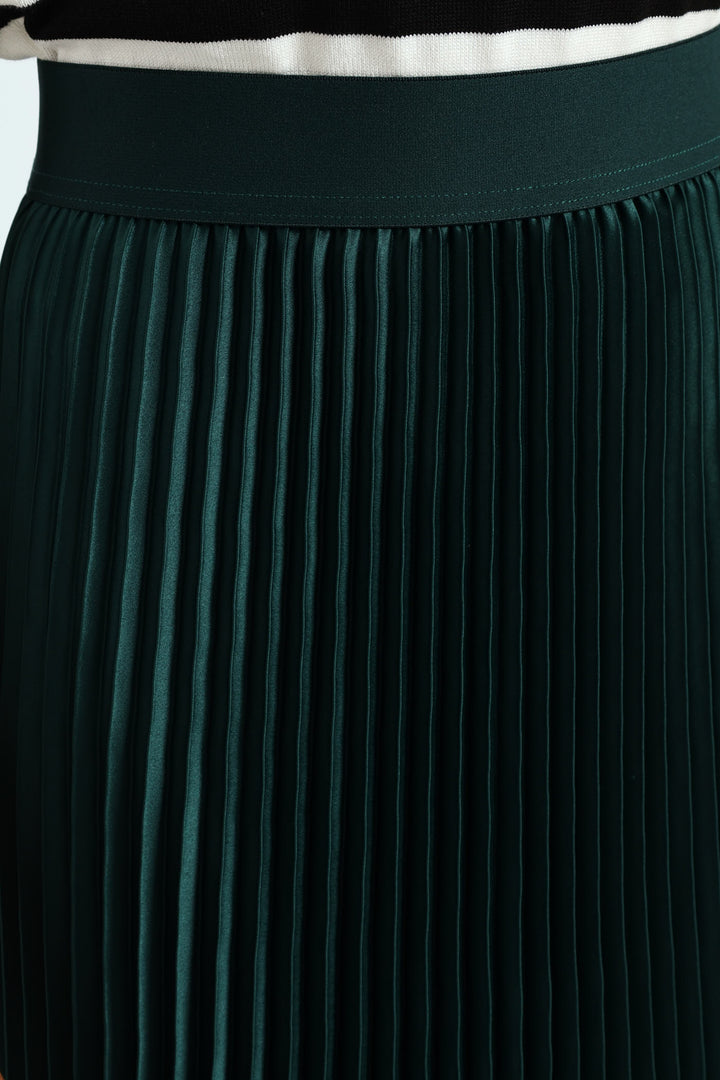 Pleated Satin Maxi Skirt - Emerald