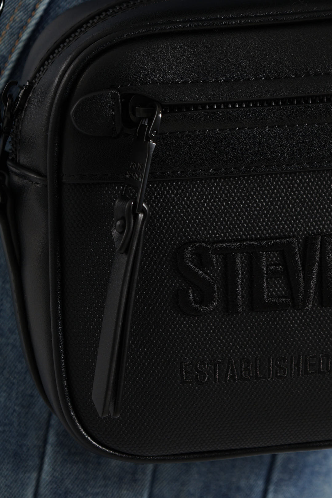 Baize Camera Bag - Black