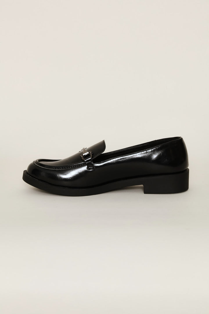 Shiny Bar Trim Loafer - Black