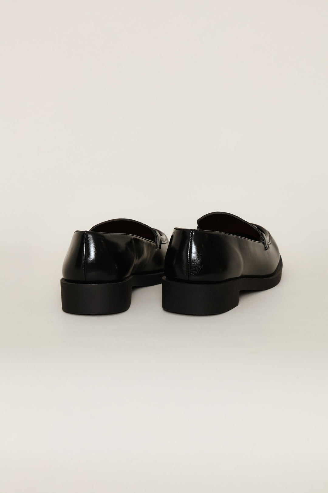 Shiny Bar Trim Loafer - Black
