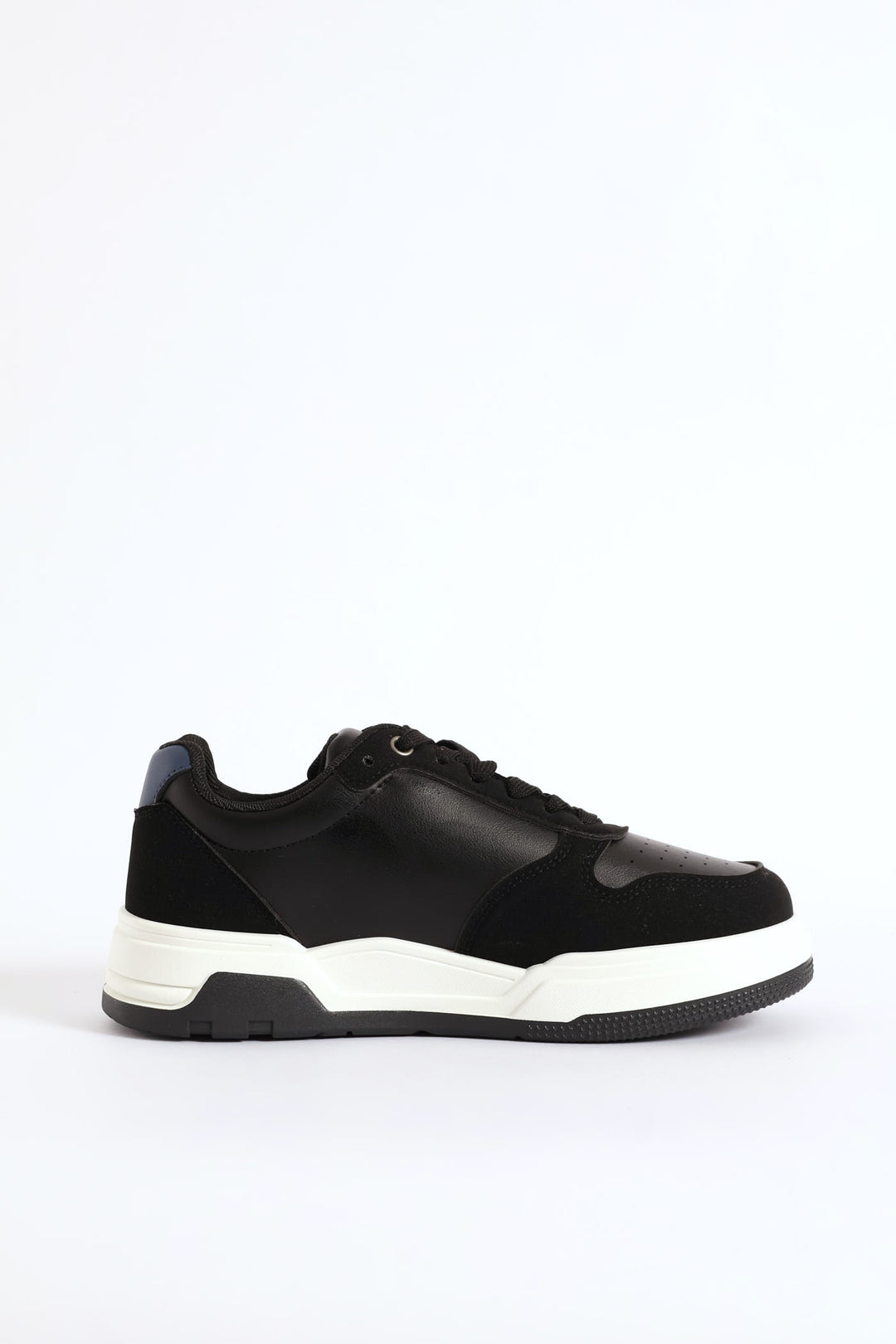 Jagged 1 Wax Nubuck Sneaker - Black