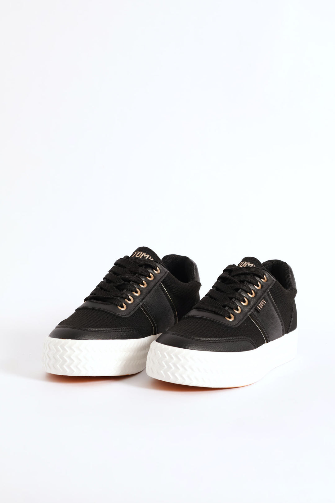 Danielle Pu Sneaker - Black