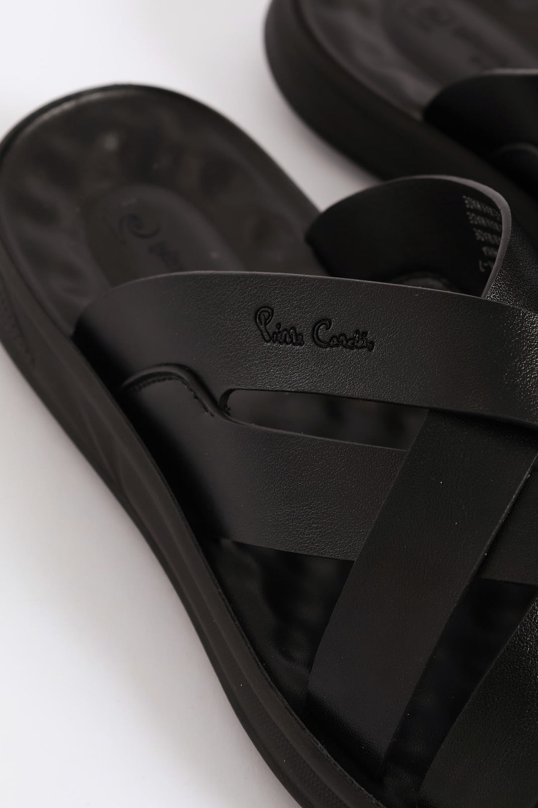 Comfort Cross Over Strap Sandal - Black