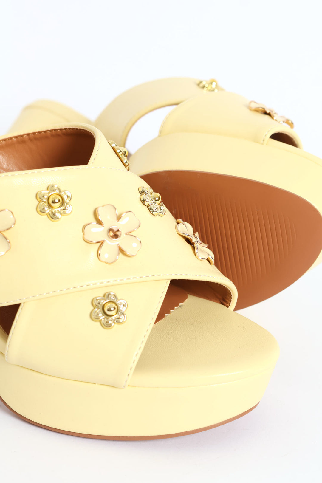 Flower Jewel Crosstrap Platform Heel - Light Yellow