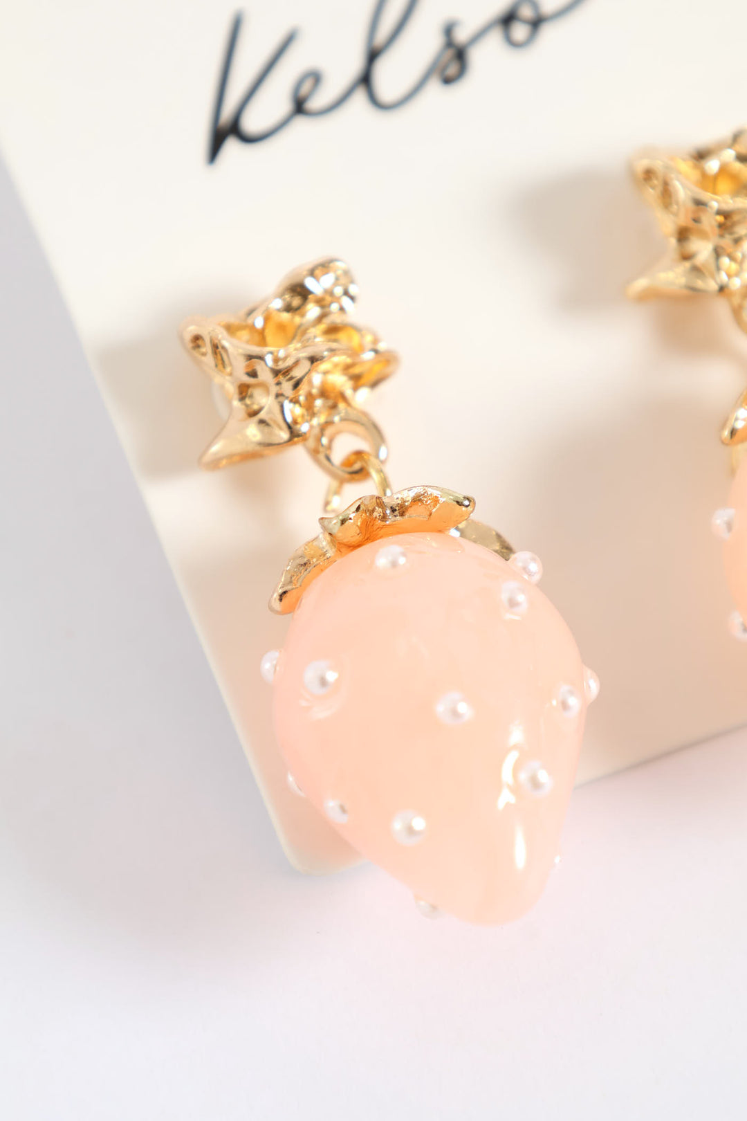 Strawberry Earrings - Light Pink