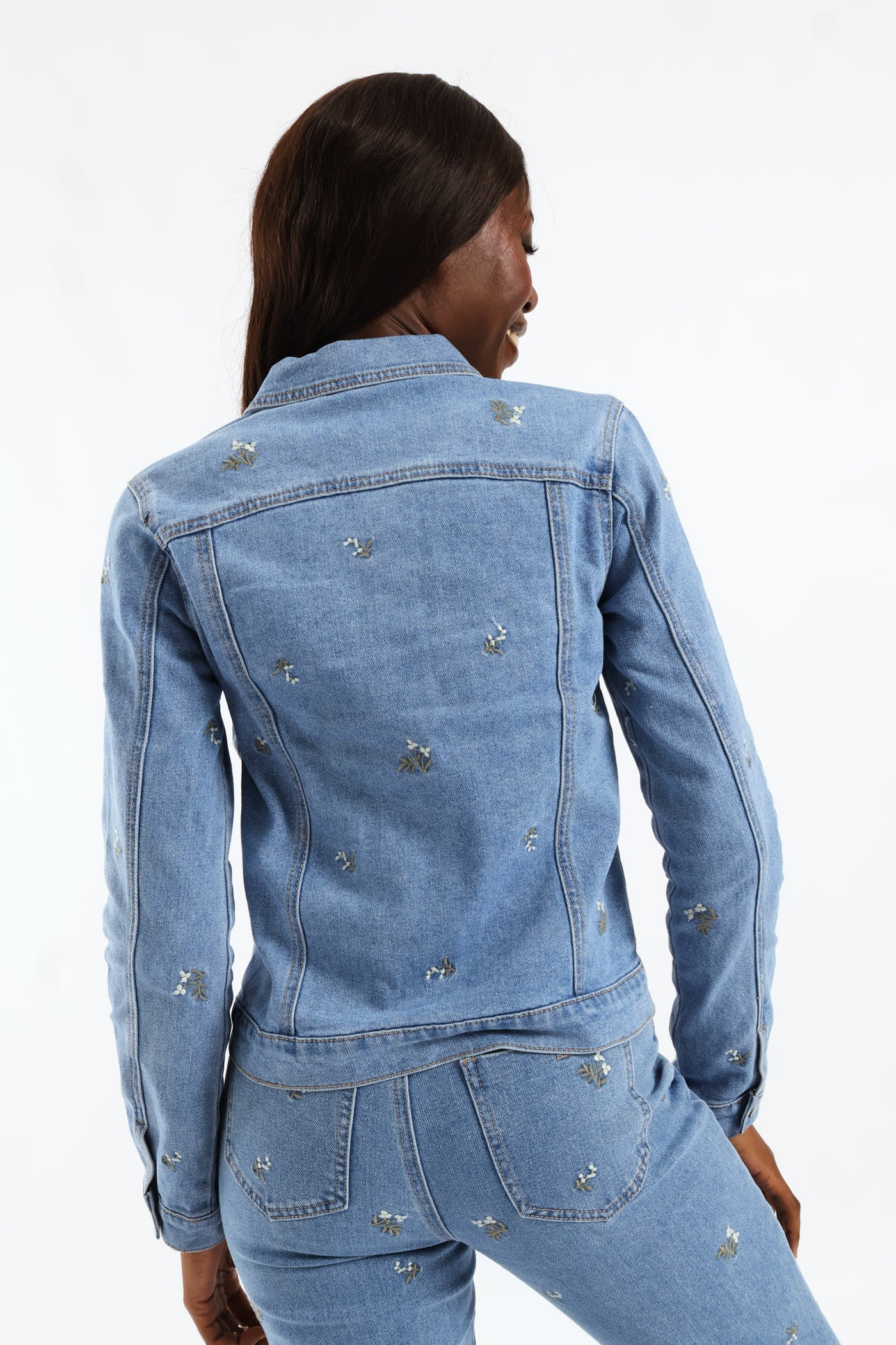 Ladies White Daisies Print Embroidered Denim Trucker - Light Wash