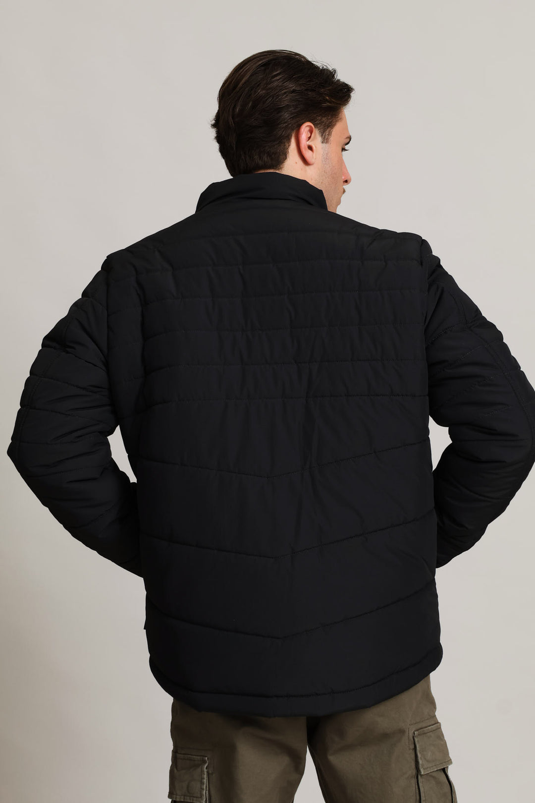Black Funnel Cargo Pocket Padded - Black