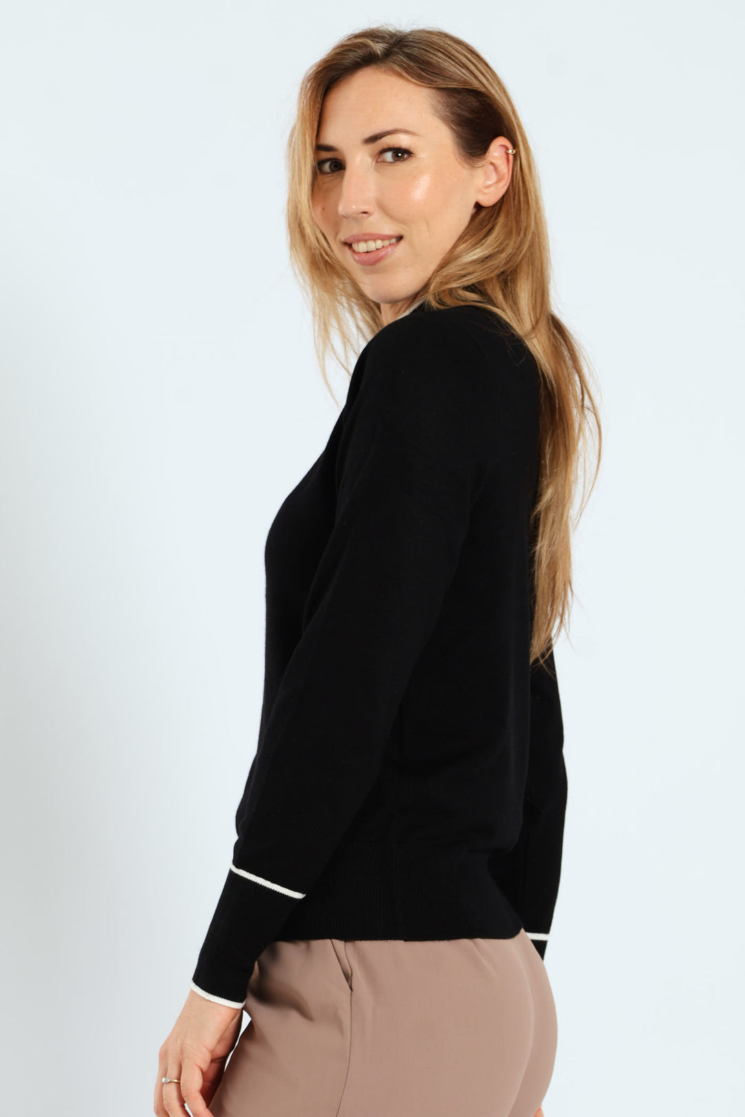 Turtleneck Tipped Pullover - Black/Cream