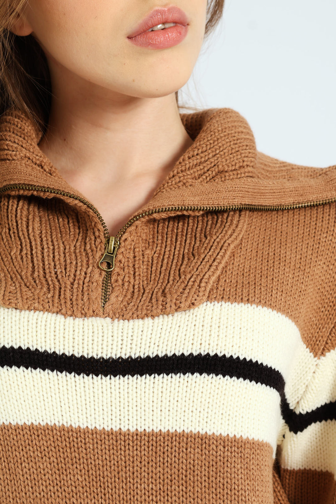 Zip Detail Pullover Sweater - Brown