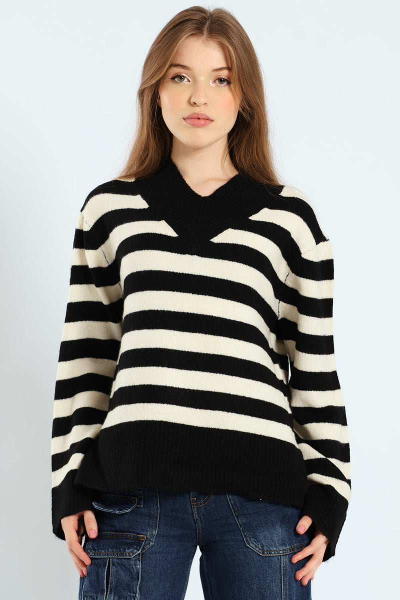 V-Neck Boxy Stripe Pullover - Black/Cream