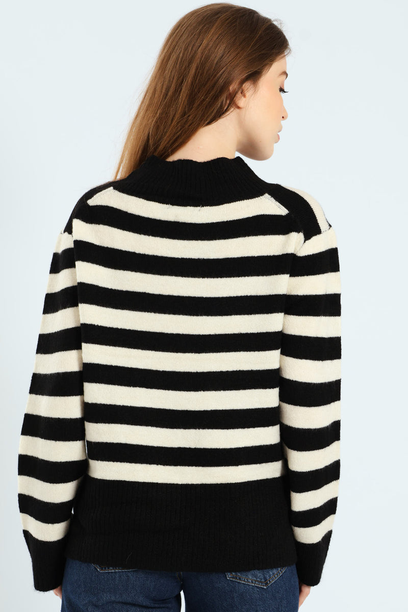 V-Neck Boxy Stripe Pullover - Black/Cream
