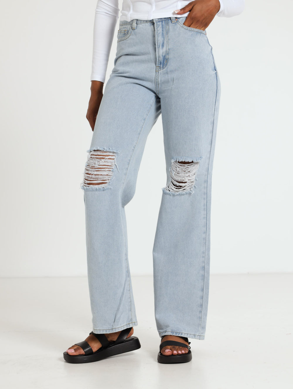 Ladies Ripped 90s Wide Leg Jean - Light Wash