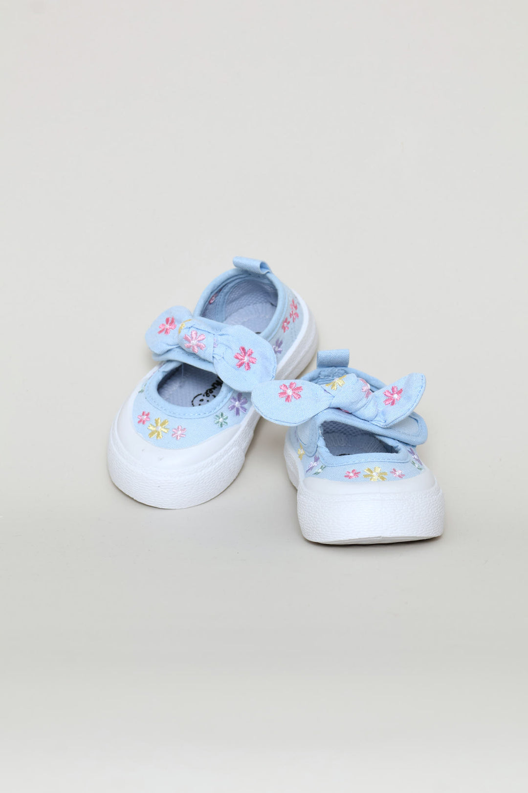 Baby Girls Daisy Embroidered Chambray Sneaker - Blue