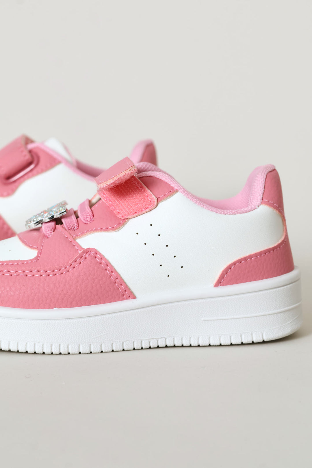 Pre-Girls Butterfly Trim Court Sneaker - Pink