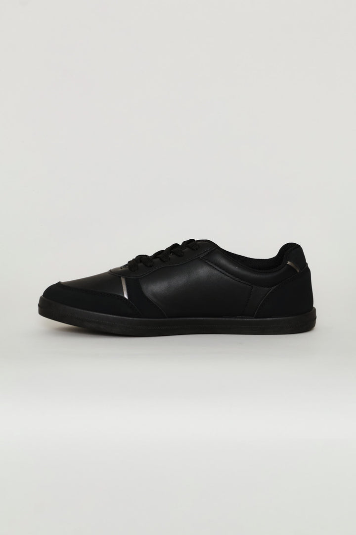 Lace Up Sneaker - Black