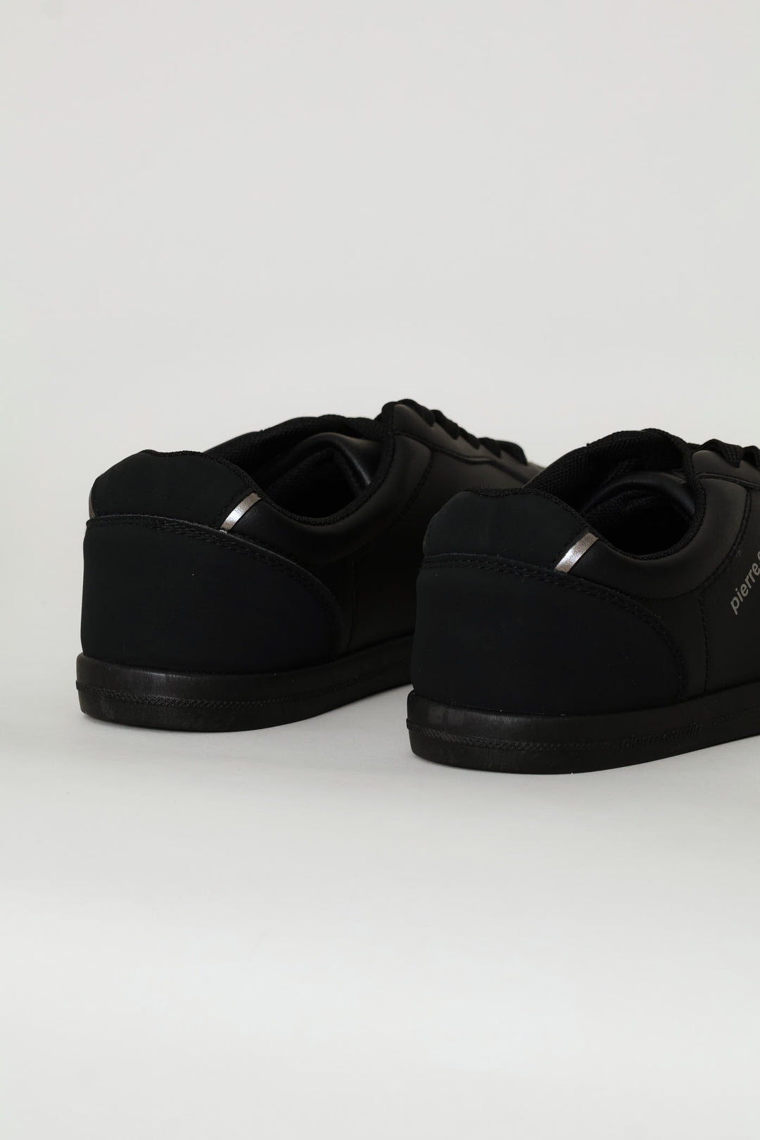 Lace Up Sneaker - Black