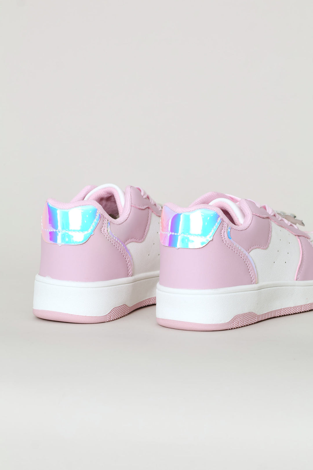 Girls Heart Trim Court Sneaker - Pink