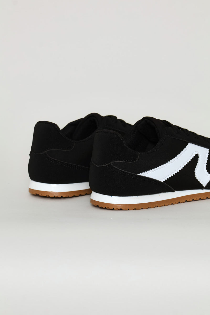 Boys Slim Sole Sneaker - Black