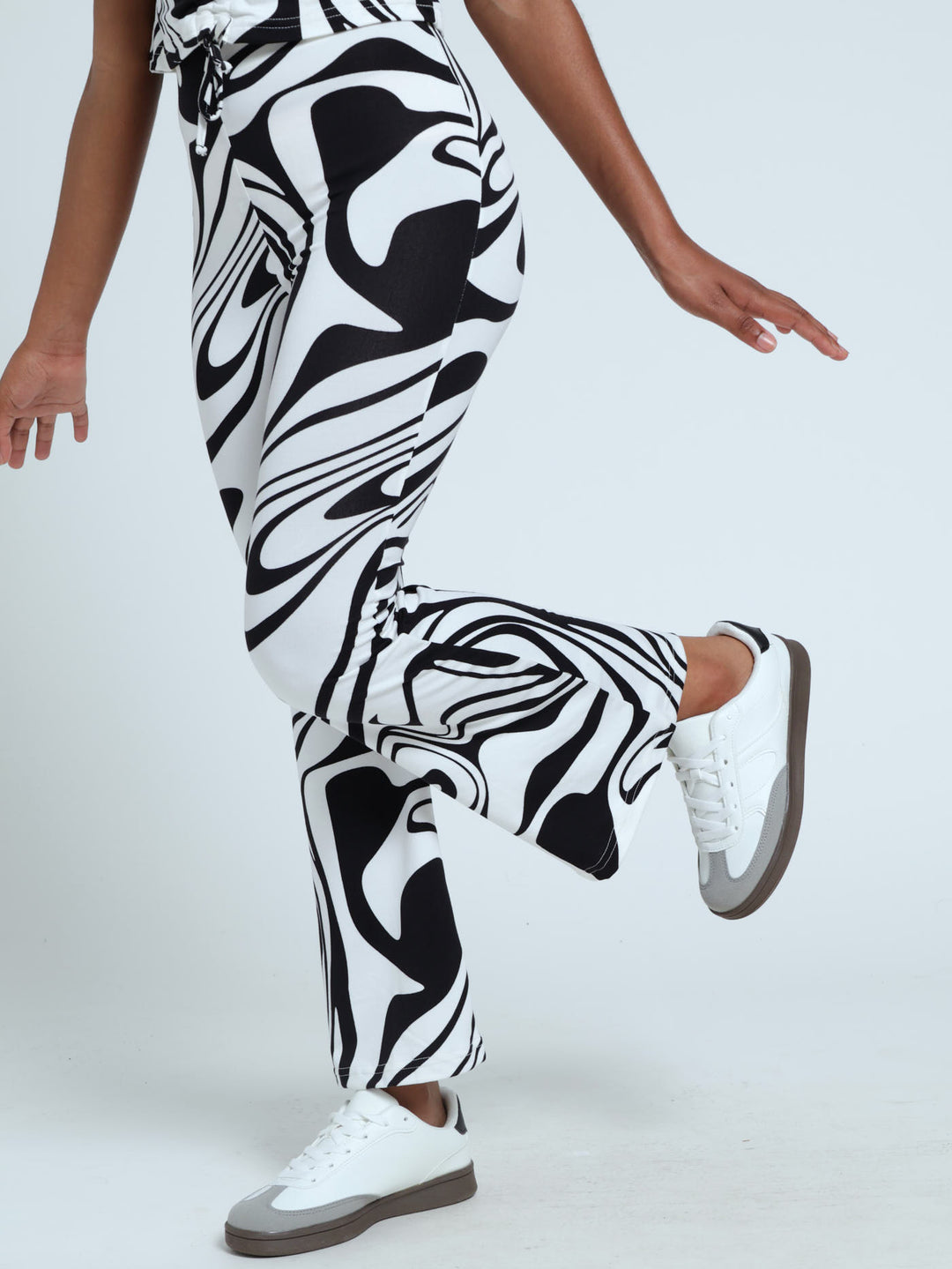 Girls Swirl Flared Pants - Black/White