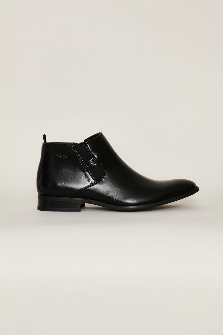 Chelsea Boot With Trim On Gusset - Black