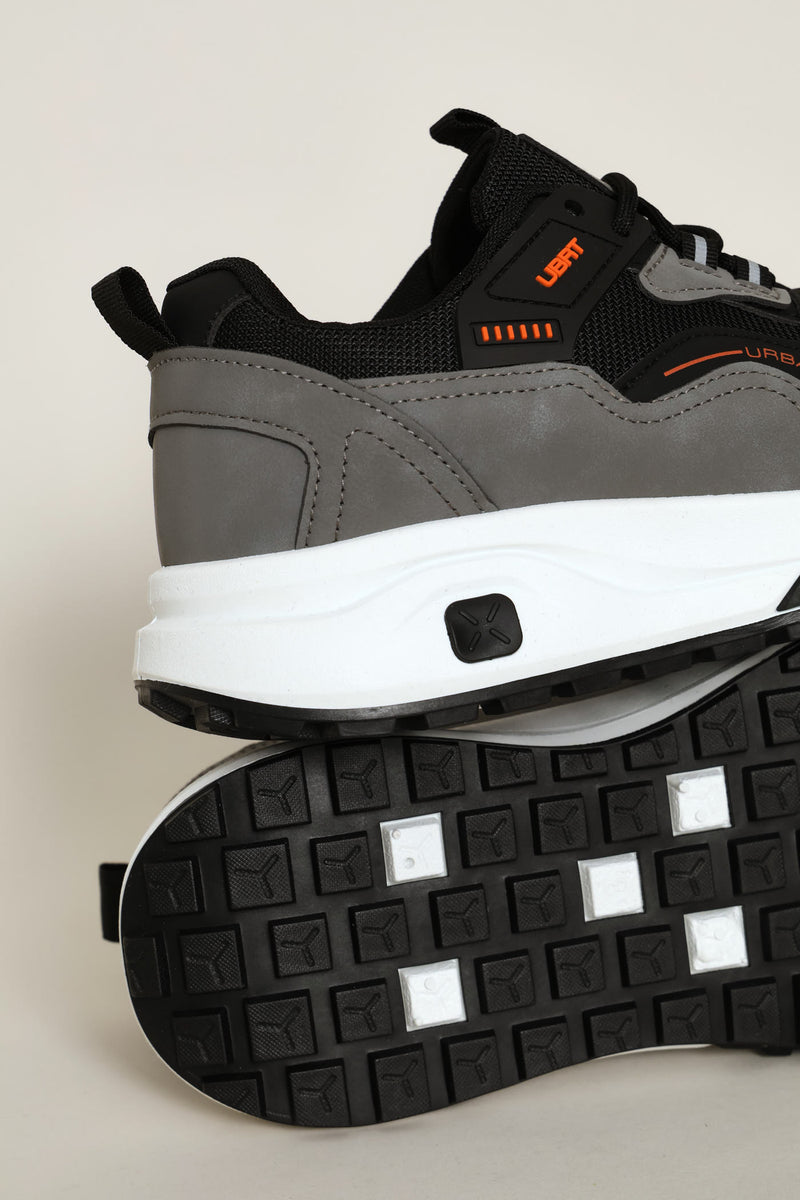 Redo 5 Panelled Retro Trainer - Grey