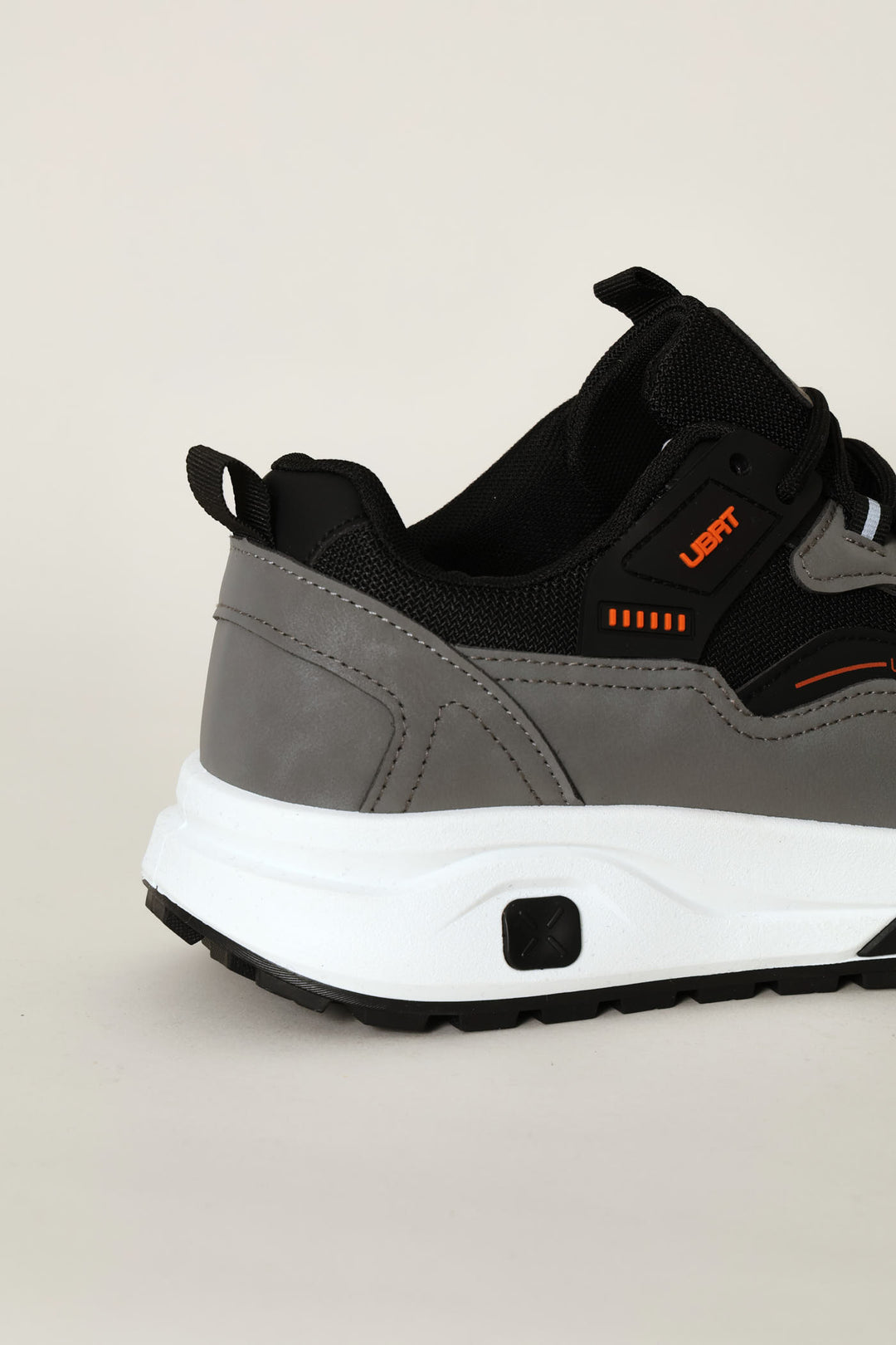 Redo 5 Panelled Retro Trainer - Grey