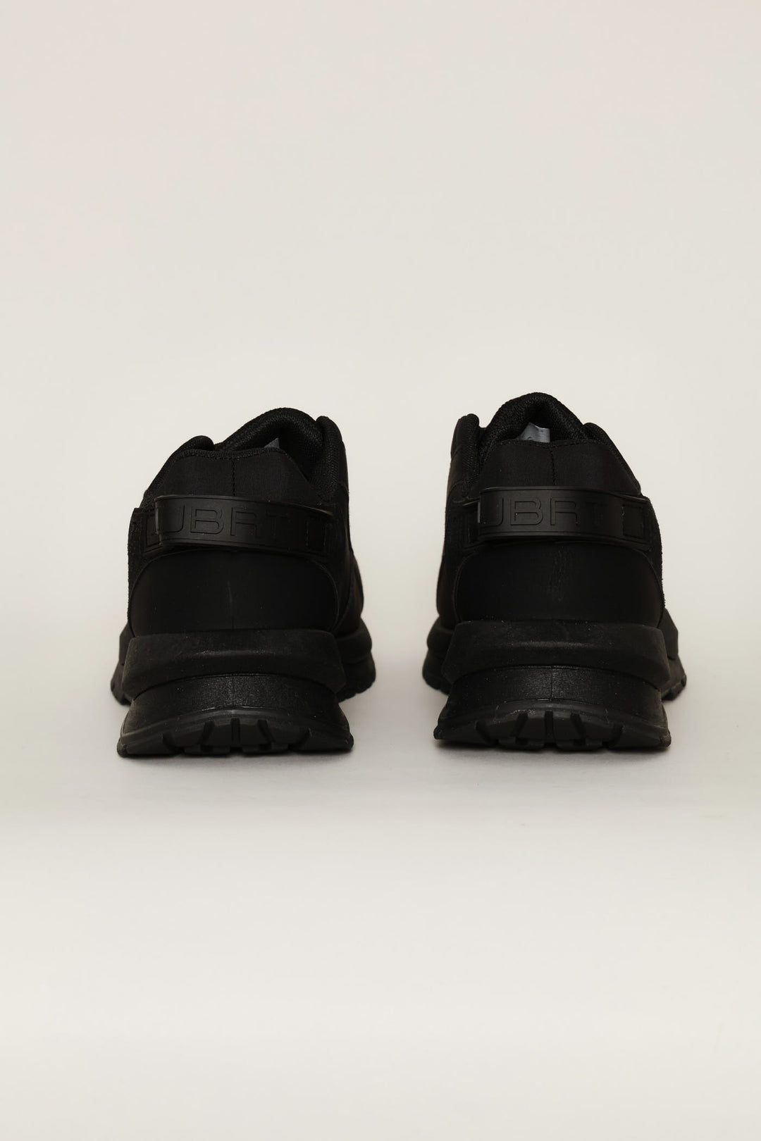 Athene Mono Retro Trainer - Black