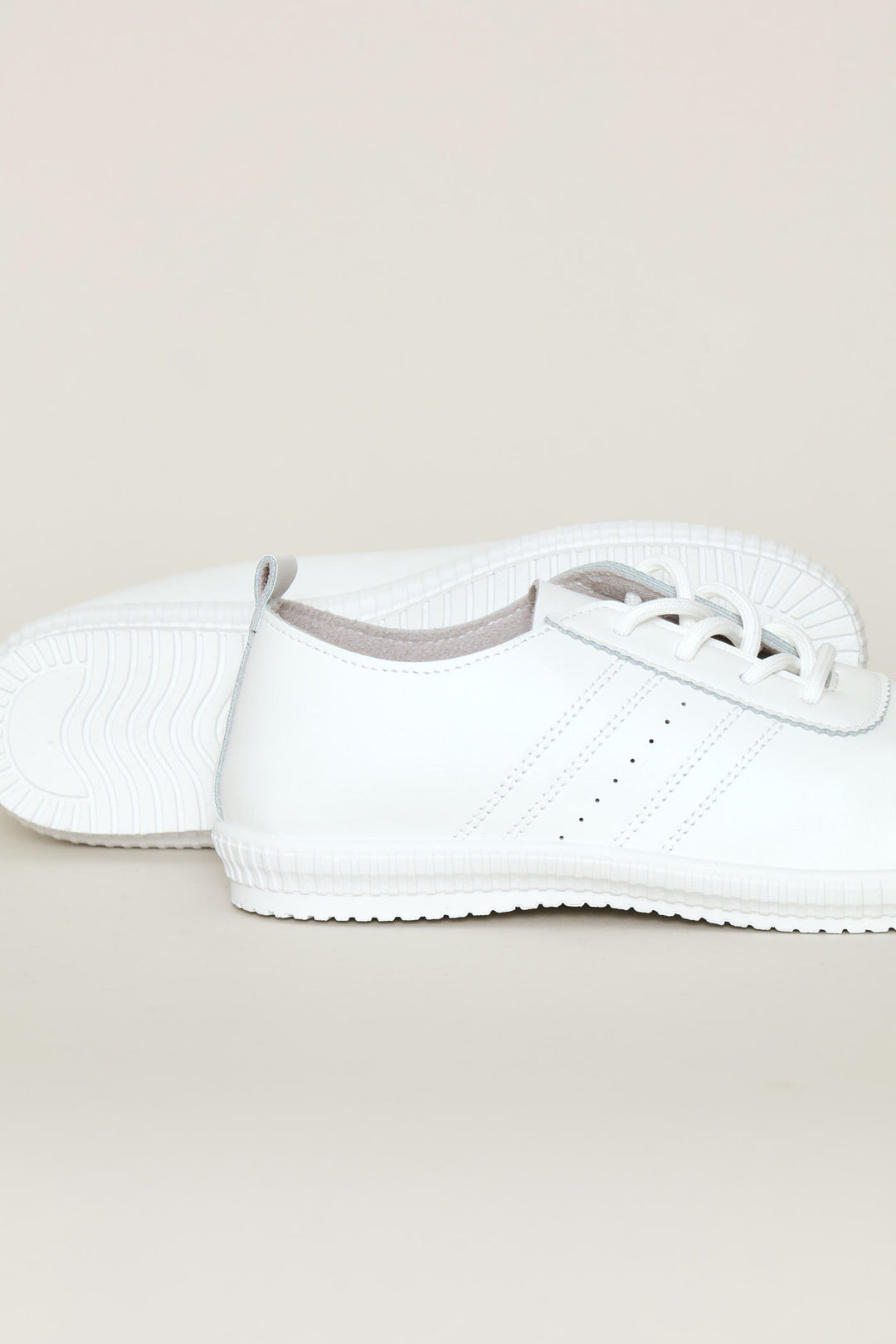 Soft Jesiah Mono Sneaker - White