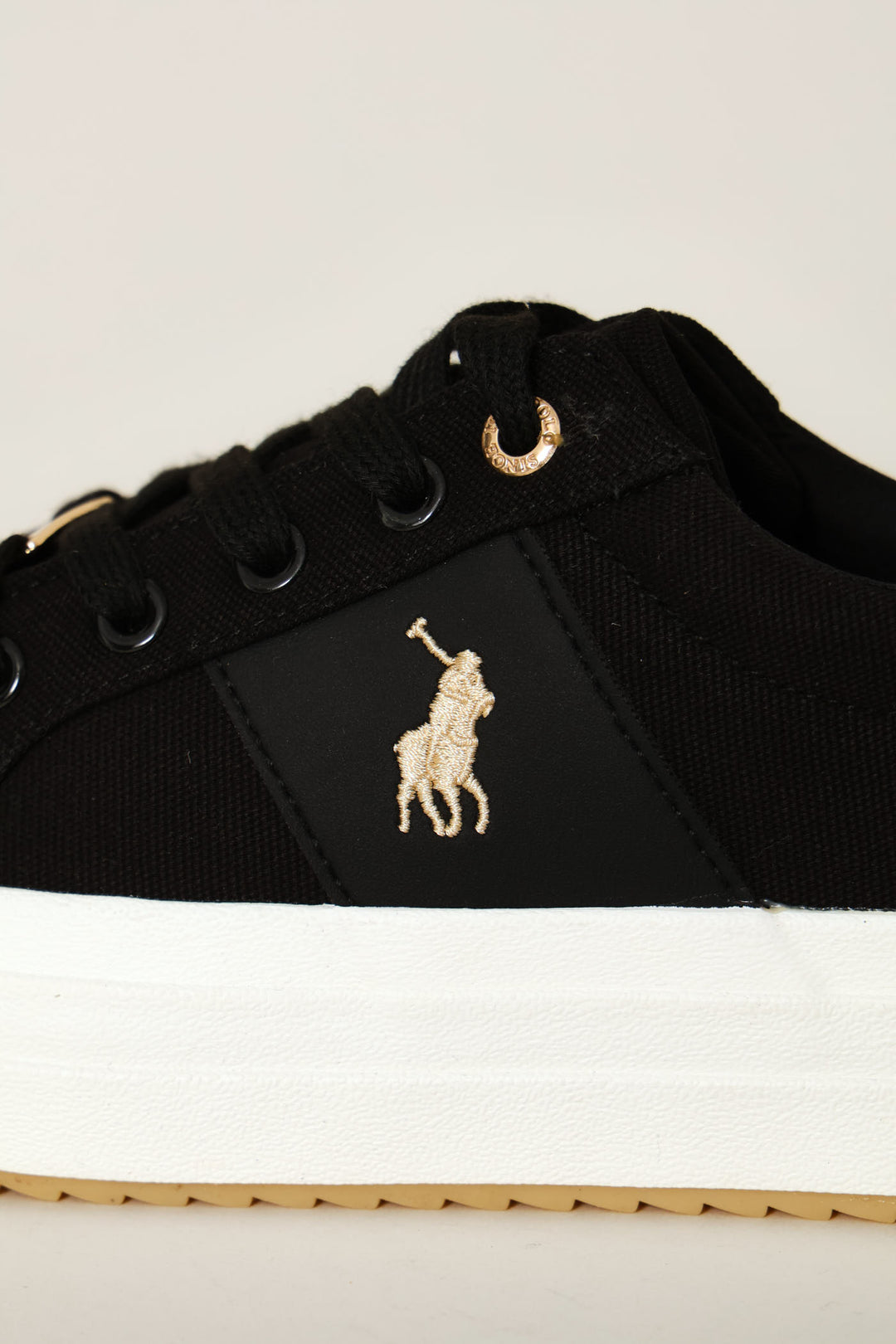 Canvas Sneaker - Black