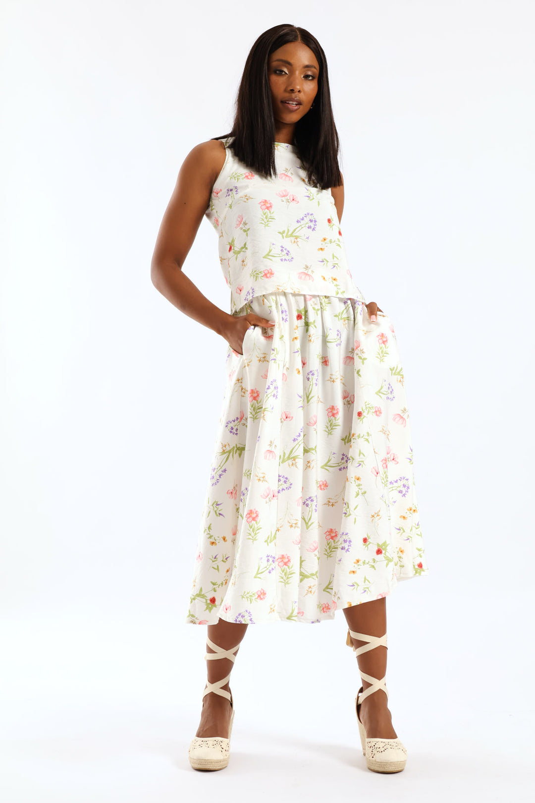 Pull On Elasticated Flare Garden Floral Print Midi Skirt - Cream