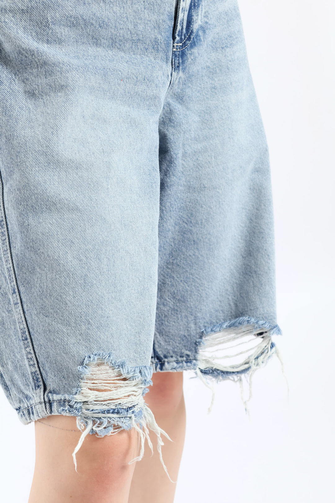 90's Fit Denim Short - Light Blue
