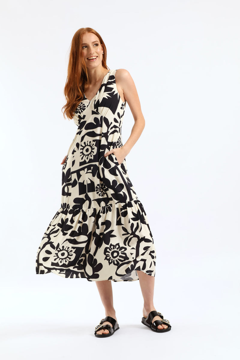 Multi Tier Abstract Print Maxi Dress - Black/White
