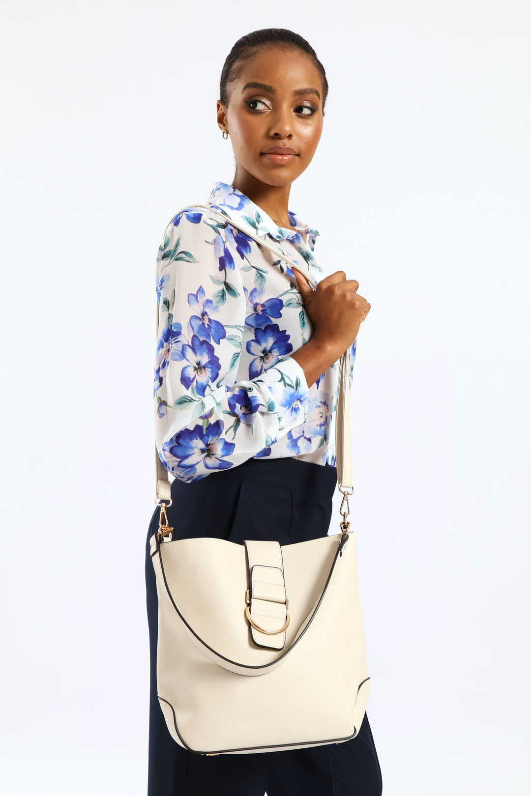 Front Flap Gold Trim Bucket Bag - Cream