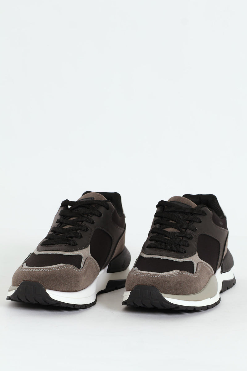 Panelled Retro Look Sneakers - Black