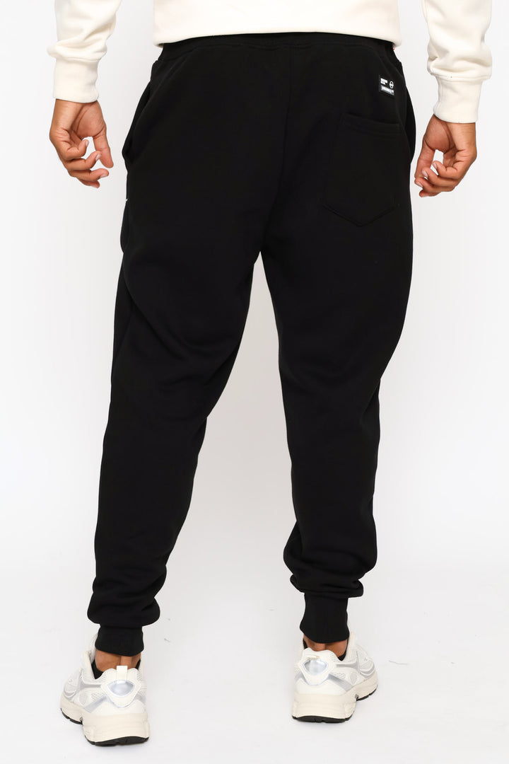 Sunset II Trackpant - Black
