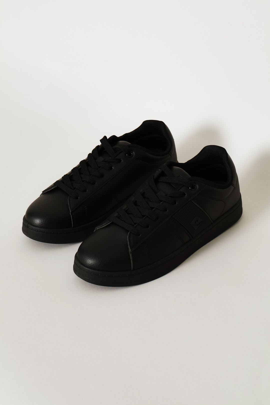 Basic Mono Lace Up Sneaker - Black