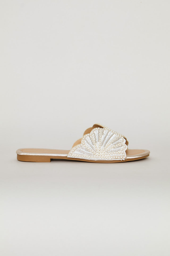 Shell Shaped Pearl Sandal - Champagne