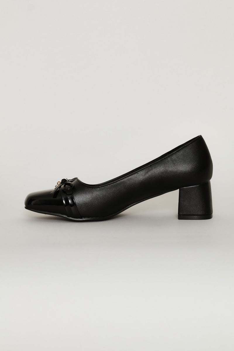 Bow & Metal Trim Square Toe Court Heel - Black