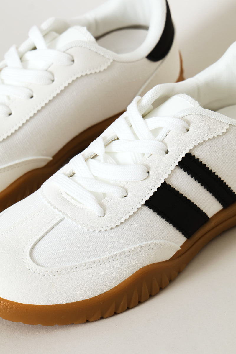 Trim Lace Up Street Sneaker - White