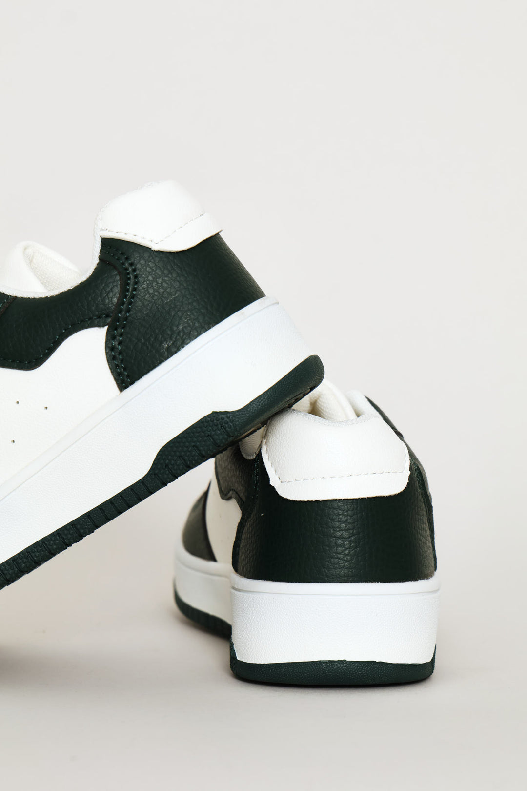 Boys Court Sneaker - Olive
