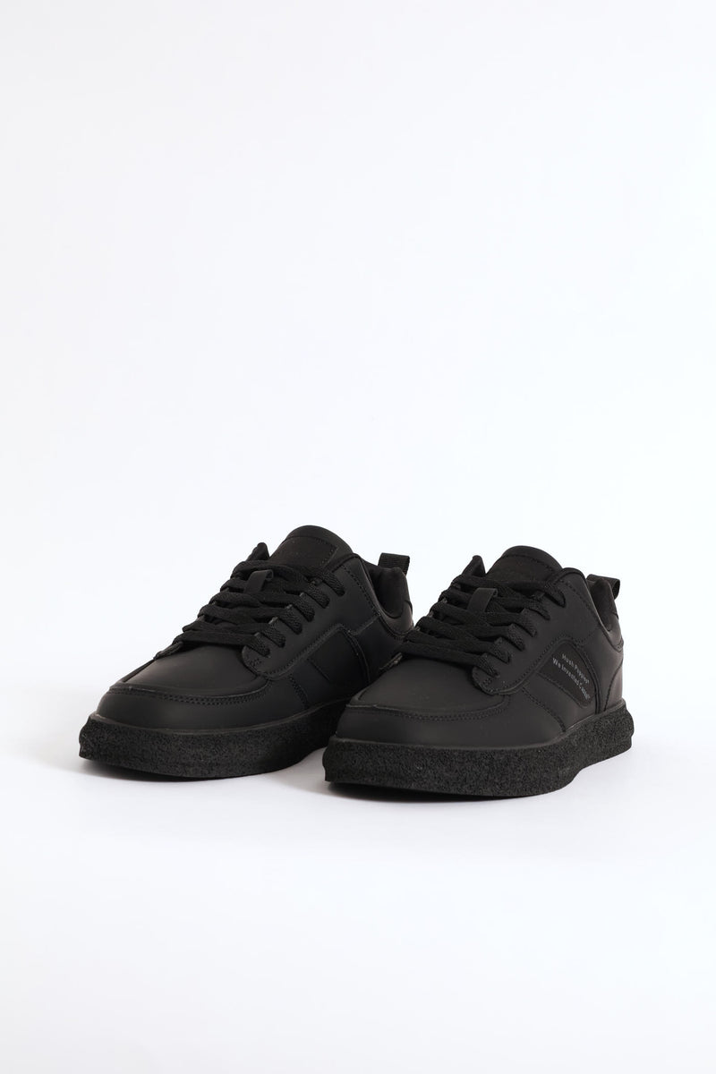 Ambrose Lace Up Sneaker - Black
