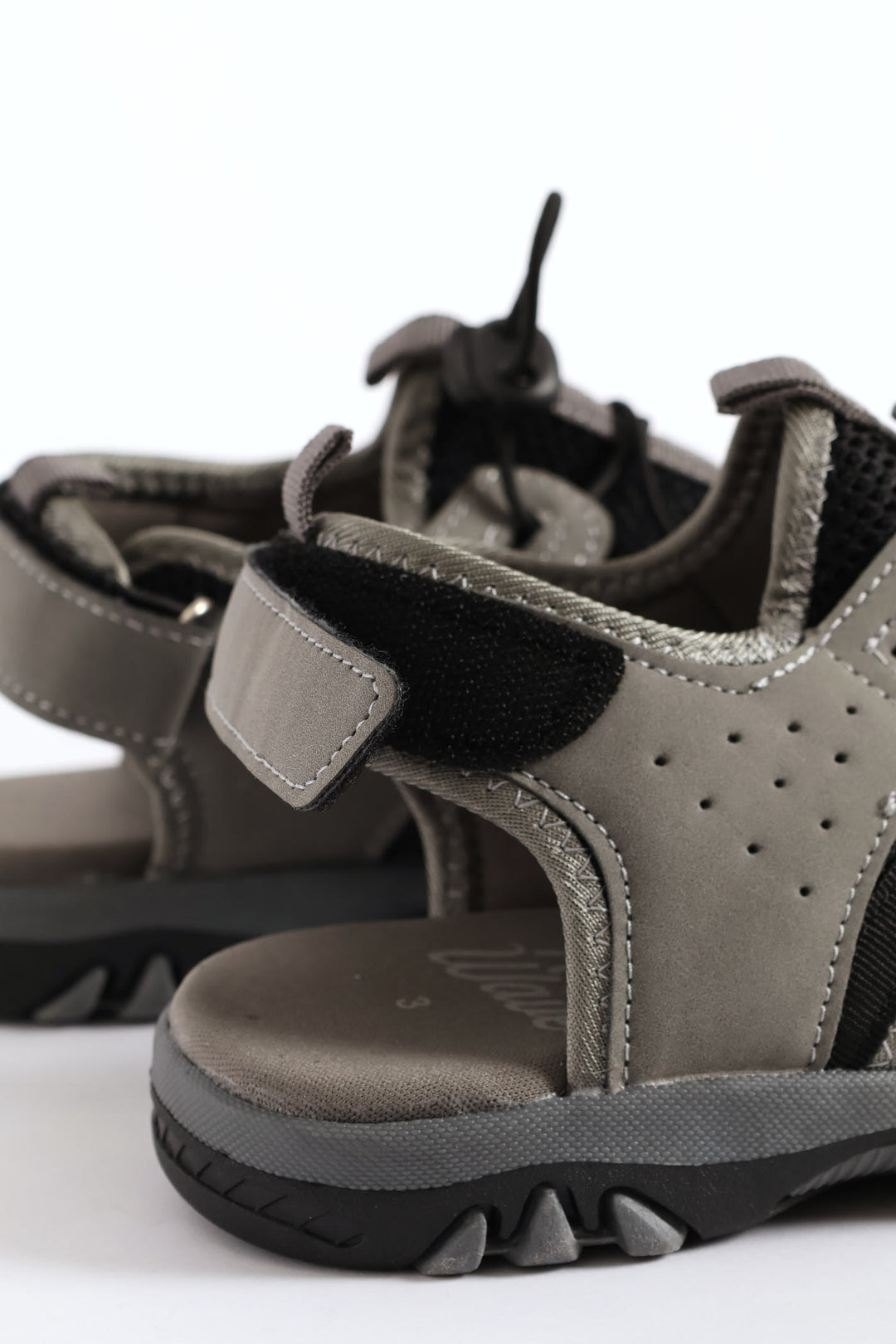 Boys Closed Toe Adventure Sandal - Black/Grey