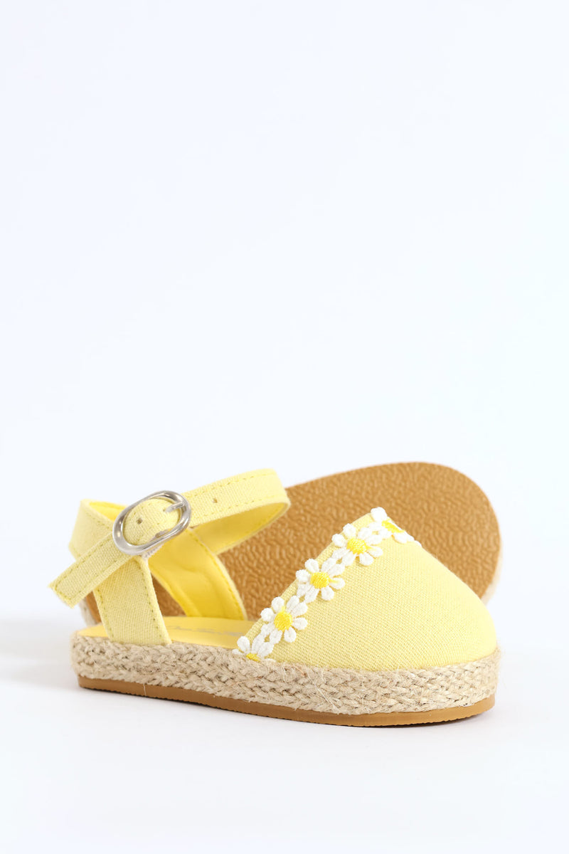 Baby Girls Closed Toe Daisy Sandal - Butter Yellow